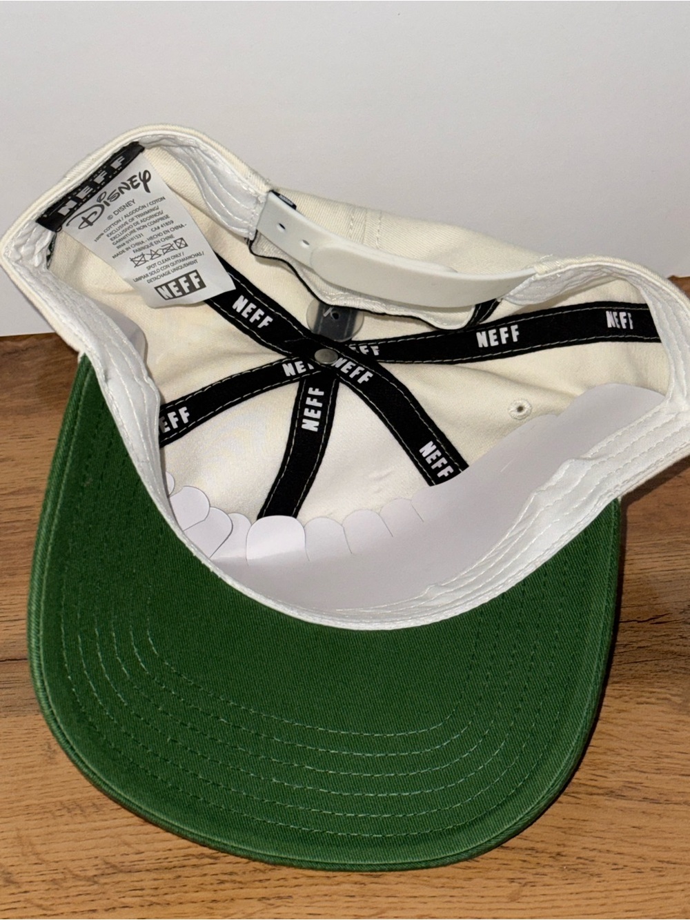 NWT Neff Mickey Mouse 1928 Snapback Disney Hat - Picture 5 of 7